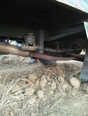 ขายรถอีแต๋นเพลาลอยมีสโลวทะเบียนพร้อมโอนเครื่อง11แรงครึ่งรถใช้งานทุกวันสนใจโทร0641019335/0807346335คับ