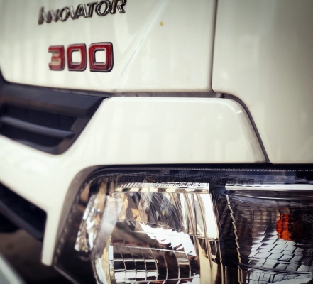 หัวรถHINO ดูโทร่ 300 (ถอดบัส) หัวรถHINO ดูโทร่ 300 (ถอดบัส)