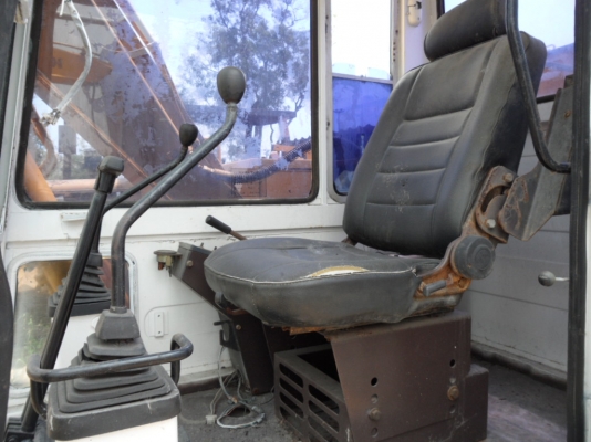 PC120-3KOMATSU เก่าไทยราคา@350,000บาท สนใจโทรหา ☎ 081-989-1989 + ID LINE : rangrayong PC120-3KOMATSU เก่าไทยราคา@350,000บาท สนใจโทรหา ☎ 081-989-1989 + ID LINE : rangrayong