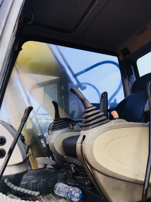 ขายด่วน!! Sumitomo sh210-5 ไมล์ 10,000 สภาพสวยมากค่ะ