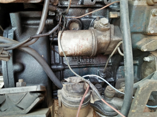 ขายรถขุดมือสอง เคริ่งอิสุ3สูบ 35แรง สนใจโทรฉลาดศิลป์ 0981912778