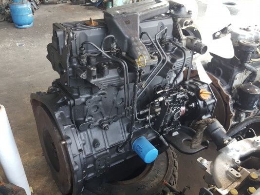 ขายเครื่องยนต์ komatsu 4d94e มือสอง std