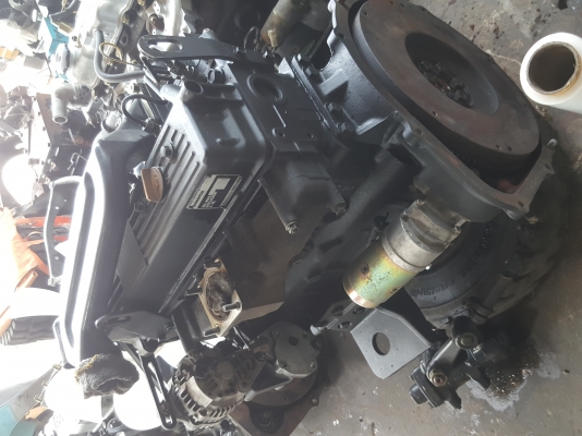 ขายเครื่องยนต์ komatsu 4d94e มือสอง std