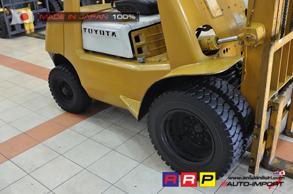 ขายรถโฟล์คลิฟท์มือสอง TOYOTA รุ่น 40-2FG25-11413 นำเข้าจากประเทศญี่ปุ่น 100\% ไม่เคยใช้งานในไทย ขายรถโฟล์คลิฟท์มือสอง TOYOTA รุ่น 40-2FG25-11413 นำเข้าจากประเทศญี่ปุ่น 100\% ไม่เคยใช้งานในไทย