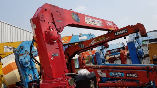 ขายเครนเฮียบ UNIC UCAN 500 - 4 ตอน