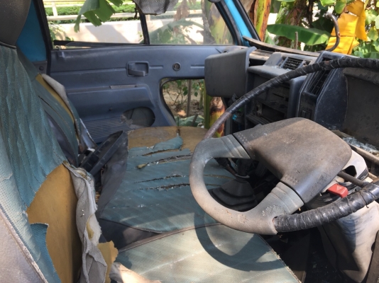 ISUZU NKR 6ล้อดั้ม เครื่องดีเซล4JB188แรง พวงมะลัยเพาเวอร์ ขายตามสภาพ ISUZU NKR 6ล้อดั้ม เครื่องดีเซล4JB188แรง พวงมะลัยเพาเวอร์ ขายตามสภาพ