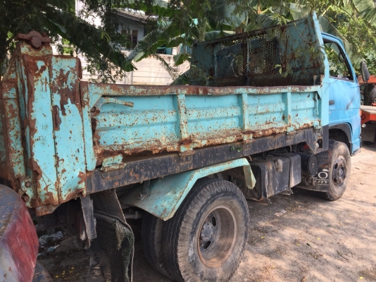 ISUZU NKR 6ล้อดั้ม เครื่องดีเซล4JB188แรง พวงมะลัยเพาเวอร์ ขายตามสภาพ ISUZU NKR 6ล้อดั้ม เครื่องดีเซล4JB188แรง พวงมะลัยเพาเวอร์ ขายตามสภาพ