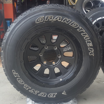 ล้อใหม่ ระฆัง ขอบ16 หน้า8 ยาง265/70/16 ปี 16  4 ล้อ