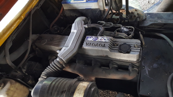 โตต้า ดีเซล รุ่น6 ยกได้3.5ตัน ยกสูง3เมตร