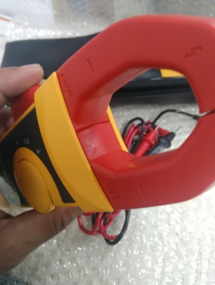 ขายClamp meter ยี่ห้อ Fluke333