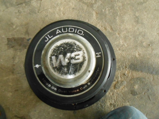 ลำโพง10นิ้ว JL W3 D6 เปลี่ยนขอบแล้ว วอยย์เดิม 1ข้าง ลำโพง10นิ้ว JL W3 D6 เปลี่ยนขอบแล้ว วอยย์เดิม 1ข้าง