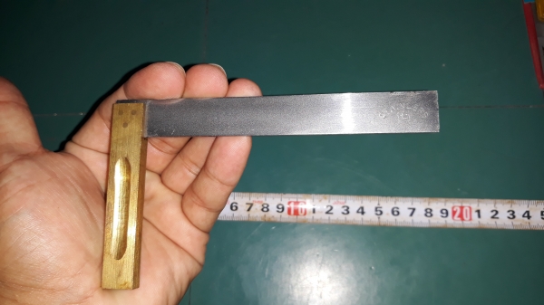 ขายฉากสแตนเลส ด้ามทองเหลืองมือสองสภาพดี