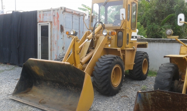 ต้องการขายรถตักล้อยางยี่ห้อKOMATSU-507รถนอกนำเข้าจากญี่ปุ่น