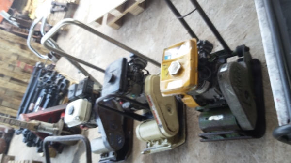 เครื่องตบดิน เครื่องตบดิน