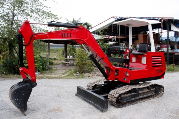 ขายรถแม็กโคร IHI 25 แรง เก่านอกไม่เคยใช้งานในไทย ติดต่อ 086-324-1992 086-775-7900