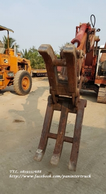 FROM JAPAN ตัวคีบปากหนีบไม้ CLAMP NO BRAND ***อุปกรณ์รองรับ สำหรับรถขุดไซค์ 100 ,120 /ราคาขายเพียง: 36,000 บาท สนใจติดต่อ 0819337688