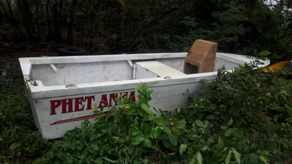 ขายเรือไฟเบอร์14.5ฟุต ทรงสูงออกทะเลได้มีห้องขังเหยื่อกับที่ปักโคนเบ็ต ขาย15000บาท ขายเรือไฟเบอร์14.5ฟุต ทรงสูงออกทะเลได้มีห้องขังเหยื่อกับที่ปักโคนเบ็ต ขาย15000บาท