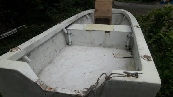 ขายเรือไฟเบอร์14.5ฟุต ทรงสูงออกทะเลได้มีห้องขังเหยื่อกับที่ปักโคนเบ็ต ขาย15000บาท ขายเรือไฟเบอร์14.5ฟุต ทรงสูงออกทะเลได้มีห้องขังเหยื่อกับที่ปักโคนเบ็ต ขาย15000บาท