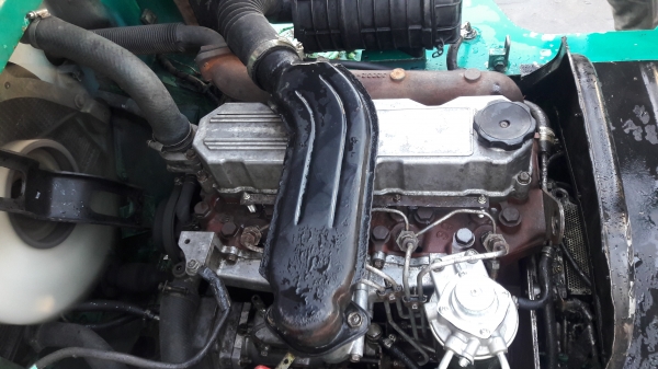 ขายรถยกดีเซล Mitsu-FD25ขนาด2.5ตัน.เสาสูง6เมตร.เกียร์ออโต้นานๆได้มาทีครับสภาพสวยๆ