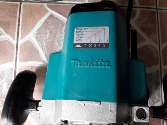 เราเตอร์มากีต้าเครื่องเปิดติดปรกติมีไฟแลบขายถูก เราเตอร์มากีต้าเครื่องเปิดติดปรกติมีไฟแลบขายถูก