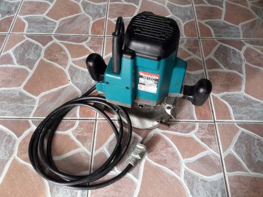 เราเตอร์มากีต้าเครื่องเปิดติดปรกติมีไฟแลบขายถูก เราเตอร์มากีต้าเครื่องเปิดติดปรกติมีไฟแลบขายถูก