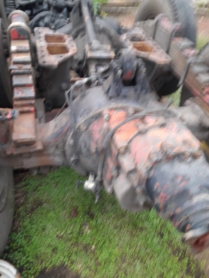 แท่นเพลา ISUZU ROCKY240 สภาพสวย พร้อมใช้