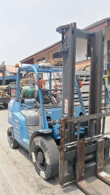 ขายโฟล์คลิฟท์มิตซูบิชิ 4ตัน เสา4เมตร เกียร์ออโต้