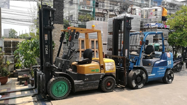 ขายโฟล์คลิฟท์มิตซูบิชิ 4ตัน เสา4เมตร เกียร์ออโต้