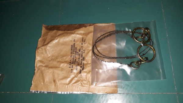 ขายเลื่อยมือทหารฝรั่งเศสมี2แบบ แบบห่วง และแบบดึงมือจับ ยาว30" คมมากๆ งานเก่าเก็บ ขายเลื่อยมือทหารฝรั่งเศสมี2แบบ แบบห่วง และแบบดึงมือจับ ยาว30" คมมากๆ งานเก่าเก็บ
