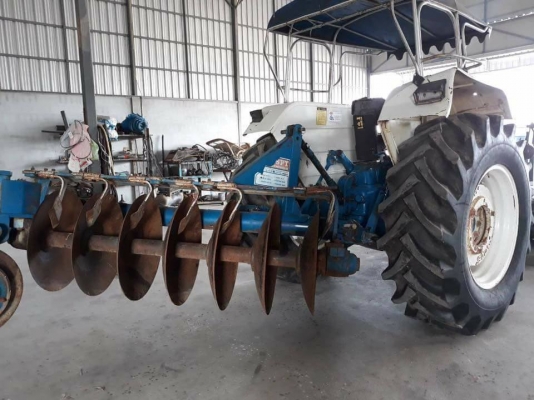 ขายรถไถFORD 6610เสื้อลาย เครื่องเดิม เอกสารทะเบียนใบมีดหน้า ผาน7 ขายรถไถFORD 6610เสื้อลาย เครื่องเดิม เอกสารทะเบียนใบมีดหน้า ผาน7