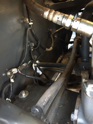 WA320-6 แอร์เย็น พร้อมอุปกรณ์เสริมสำหรับคีบไม้หรือซุง สภาพสวยมากๆ สนใจติดต่อ 0927826142,034886118