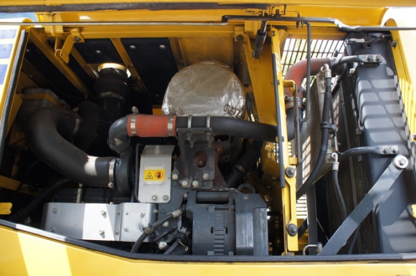 WA320-6 แอร์เย็น พร้อมอุปกรณ์เสริมสำหรับคีบไม้หรือซุง สภาพสวยมากๆ สนใจติดต่อ 0927826142,034886118