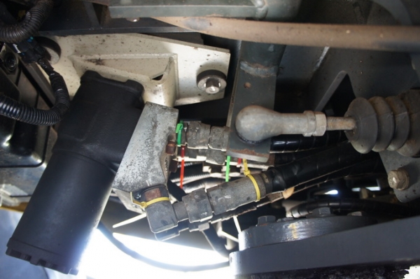 WA320-6 แอร์เย็น พร้อมอุปกรณ์เสริมสำหรับคีบไม้หรือซุง สภาพสวยมากๆ สนใจติดต่อ 0927826142,034886118