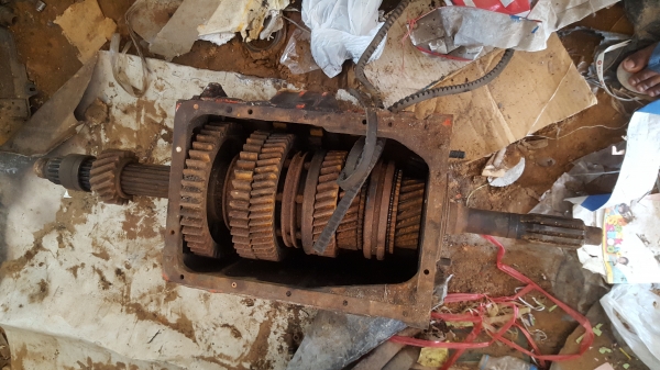 ขายเกียร์เฟืองสวย8500บาทโทร0643130366