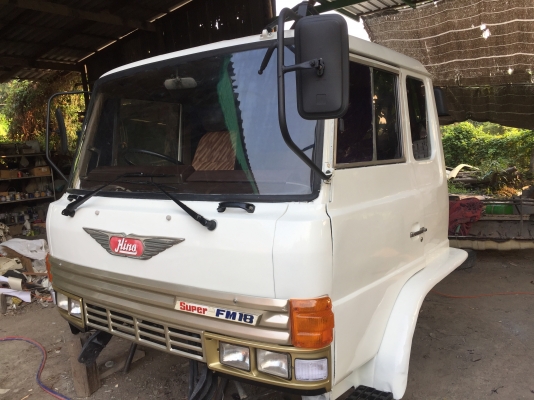ขาย  หัวสิบล้อ HINO F18 สีใหม่ อุปกรณ์ครบ