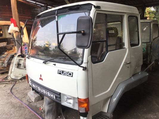 ขาย หัวสิบล้อ MITSUBISHI  เฉินหลง. สีใหม่ สภาพสวย พร้อมใช้