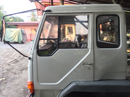 ขาย หัวสิบล้อ MITSUBISHI  เฉินหลง. สีใหม่ สภาพสวย พร้อมใช้