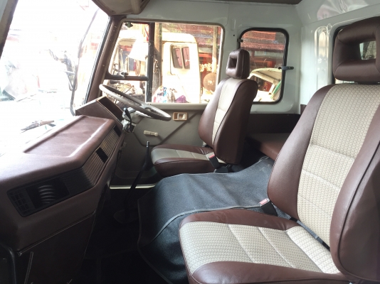 ขาย หัวสิบล้อ MITSUBISHI  เฉินหลง. สีใหม่ สภาพสวย พร้อมใช้