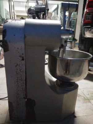 เคริ่่่่่่่่่่่่่่่่่่่่่่่่องนวดแป้ง2แขน ขนาด 10 ลิตร เคริ่่่่่่่่่่่่่่่่่่่่่่่่องนวดแป้ง2แขน ขนาด 10 ลิตร