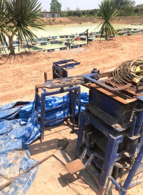 เครื่่องอัดอิฐบล็อก เครื่่องอัดอิฐบล็อก