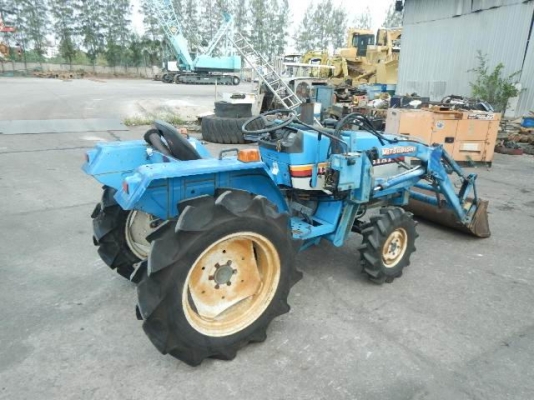 ขายรถไถ่ตักได้4x4.เครื่อง4สูบ..นำเข้าjapan