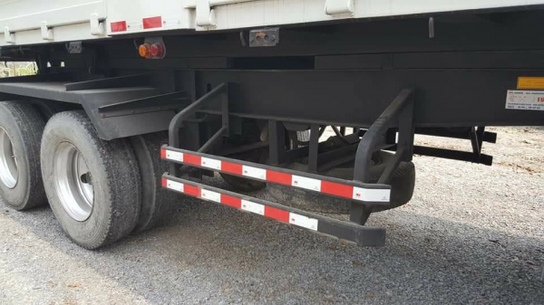 HINO MEGA FM2P 380 แรง Hi Speed ปี 57 แม่ลูกดัมพ์สามมิตร  ไมล์แท้ 190,000 กม. เครื่อง/เกียร์เดิมบาง ยางดี 80\% ทะเบียนพร้อม