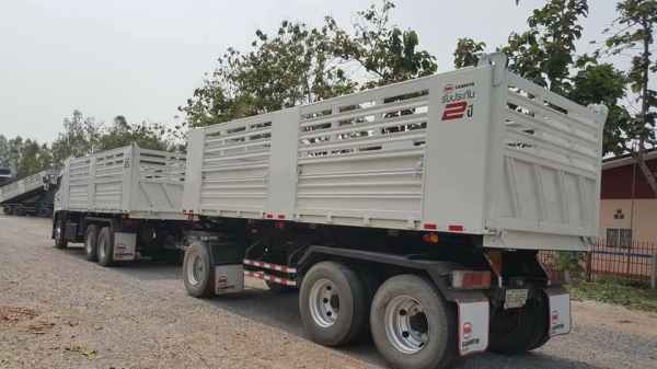 HINO MEGA FM2P 380 แรง Hi Speed ปี 57 แม่ลูกดัมพ์สามมิตร  ไมล์แท้ 190,000 กม. เครื่อง/เกียร์เดิมบาง ยางดี 80\% ทะเบียนพร้อม