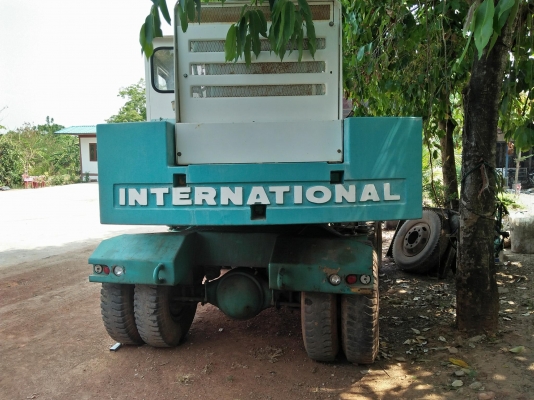 ขายแม็คโคเก่านอกระบบขับเคลื่อน4x4 สนใจโทรฉลาดศิลป์ 098-1912778