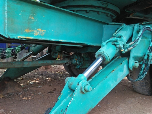 ขายแม็คโคเก่านอกระบบขับเคลื่อน4x4 สนใจโทรฉลาดศิลป์ 098-1912778