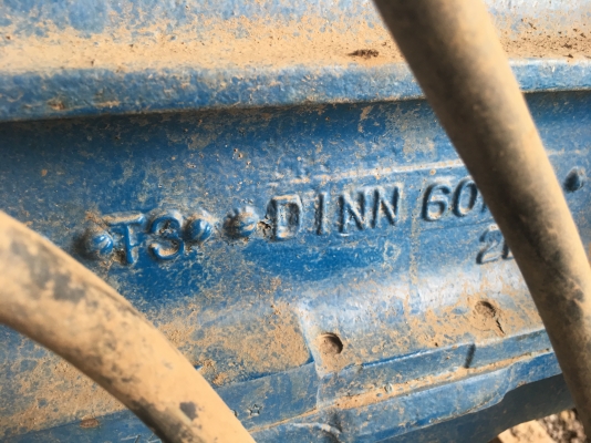 รถไถฟอร์ด 77 เครื่อง T3 ผาน 6 +ใบมีด ครบ รถสวยมาก ปั้มดี เครื่องดี รถใช้งานประจำ. สภาพดีใช้งานได้เลย มีเล่มทะเบียน อยู่ลพบุรี 380,000 ต่อรอง