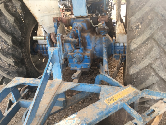 รถไถฟอร์ด 77 เครื่อง T3 ผาน 6 +ใบมีด ครบ รถสวยมาก ปั้มดี เครื่องดี รถใช้งานประจำ. สภาพดีใช้งานได้เลย มีเล่มทะเบียน อยู่ลพบุรี 380,000 ต่อรอง