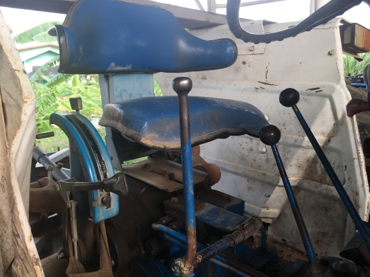 รถไถฟอร์ด 77 เครื่อง T3 ผาน 6 +ใบมีด ครบ รถสวยมาก ปั้มดี เครื่องดี รถใช้งานประจำ. สภาพดีใช้งานได้เลย มีเล่มทะเบียน อยู่ลพบุรี 380,000 ต่อรอง