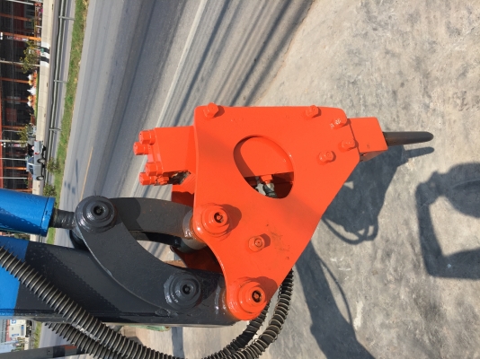 ขายแบ็คโฮเล็กขึ้นกะบะได้ โกเบโก้ sk14. pc15พร้อมหัวกระแทก+บุ้งกี๋+หัวคีบ. เก่านอกสวยๆ ขายแบ็คโฮเล็กขึ้นกะบะได้ โกเบโก้ sk14. pc15พร้อมหัวกระแทก+บุ้งกี๋+หัวคีบ. เก่านอกสวยๆ