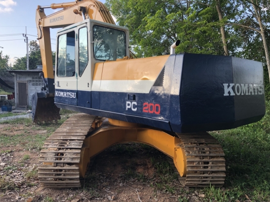 ขายรถขุดPC200-5 ทำคอนโทนสั้น สาดสีใหม่ ไฟฟ้าครบ เอกสารซื้อขาย